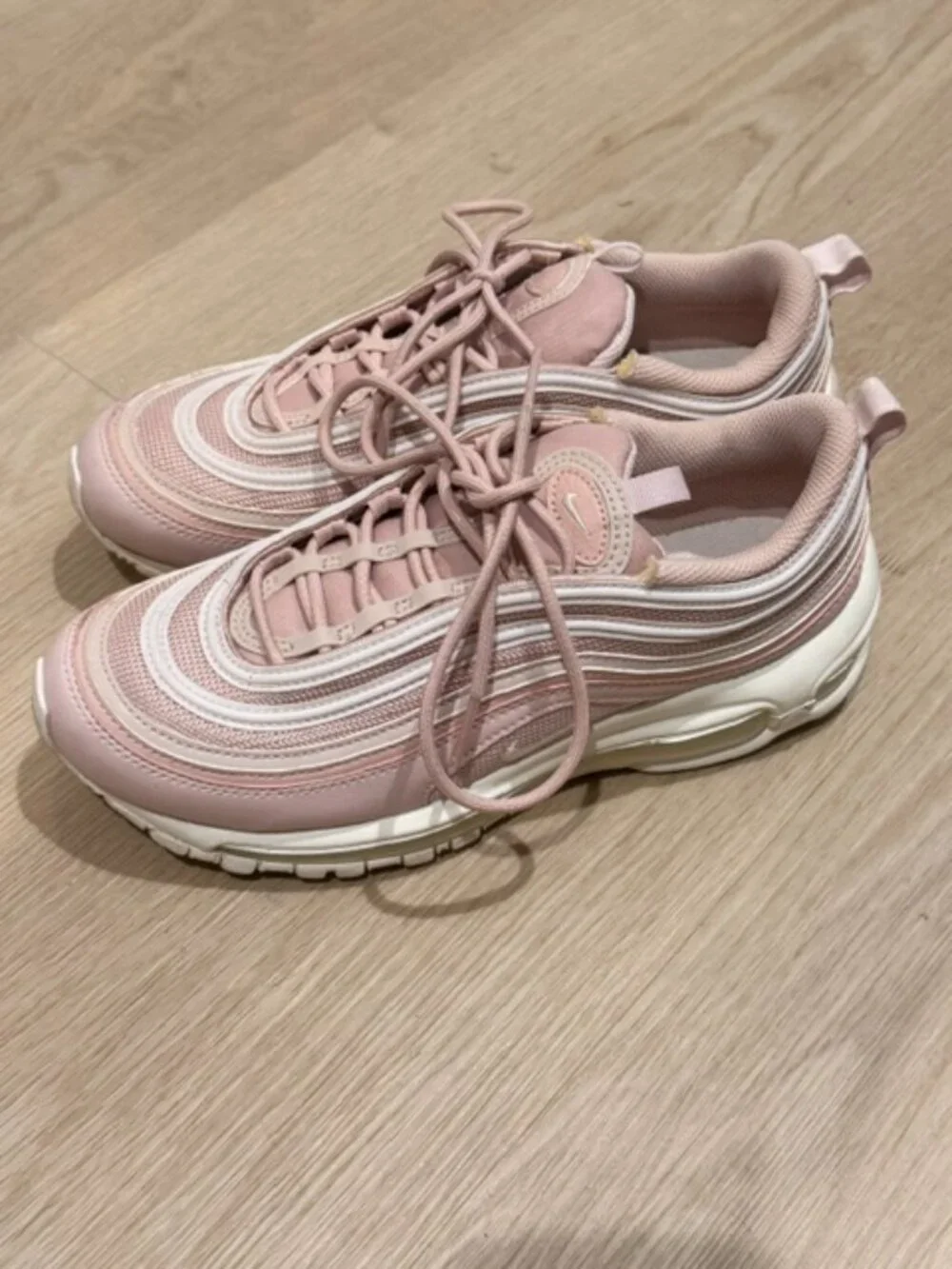 Nike AirMax ‘97- pink Women size 9